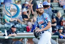 Otters tie franchise win streak as Scott breaks K record