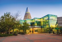 USI Multicultural Center to host 15th annual Essence of Excellence Summit