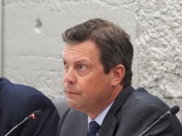 Republican senator against Indiana redistricting not seek reelection